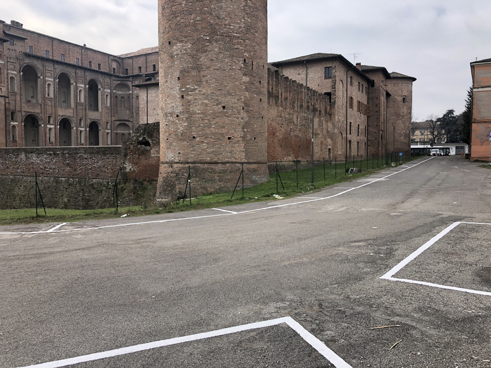 Nuovi posti auto in Largo Brigata Piacenza